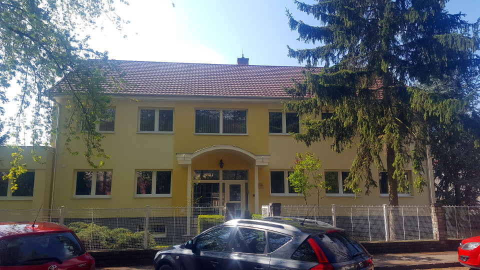 A Geofor kft. bejárata